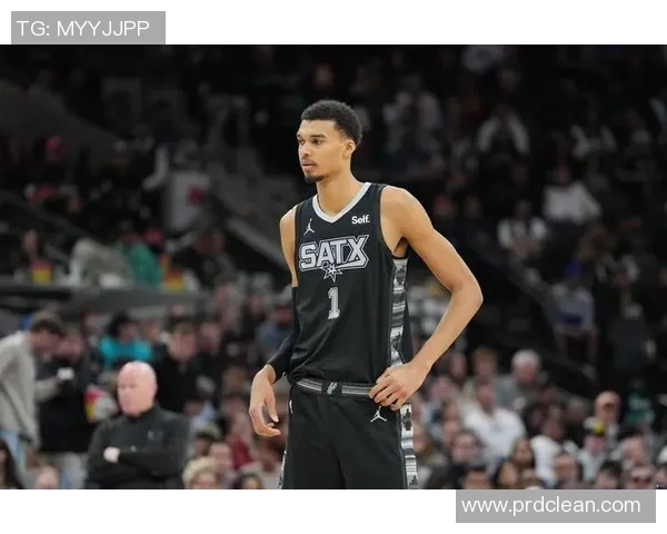 季前赛精彩回顾马刺对决录像全解析与精彩瞬间分享 季前赛精彩回顾马刺对决录像全解析与精彩瞬间分享