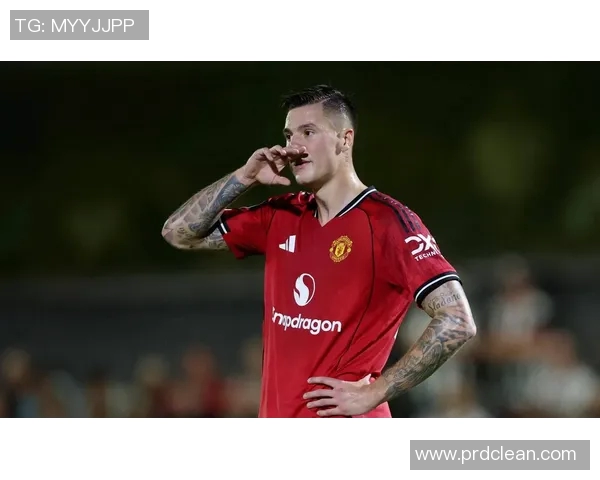 曼联与布莱顿激战回顾球员表现与战术分析全景解读