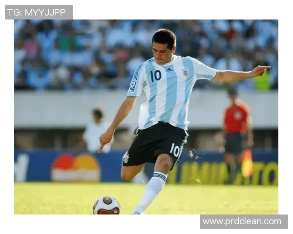 河床队与图库曼080的精彩对决分析与战术探讨