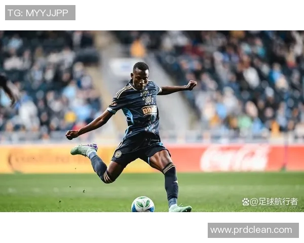 费城与奥兰多比赛因故推迟球迷期待新赛程安排