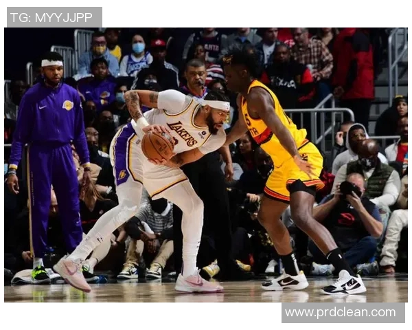 湖人对阵老鹰精彩比赛视频回顾与精彩瞬间分析